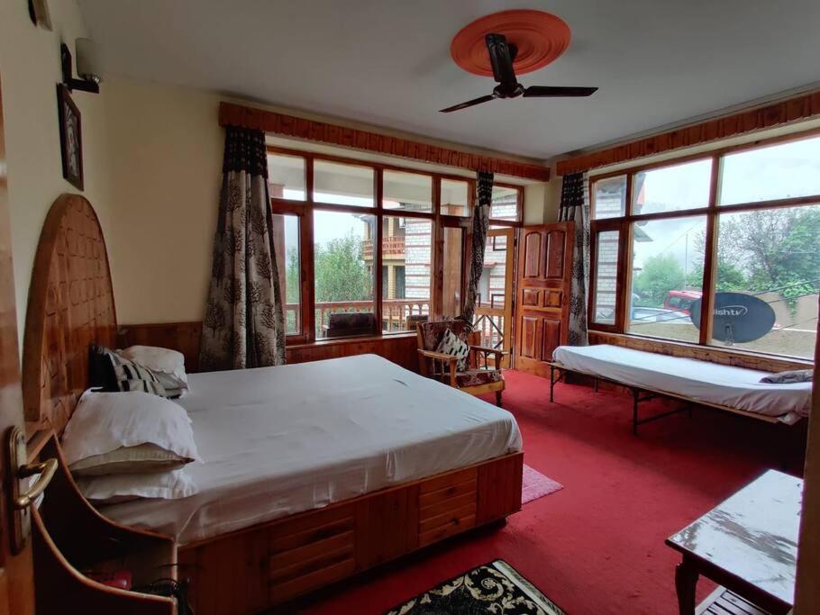 Aroma Taru Villa / Cottage ,Manali Luaran gambar